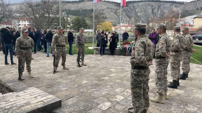 hvo livno spomenik